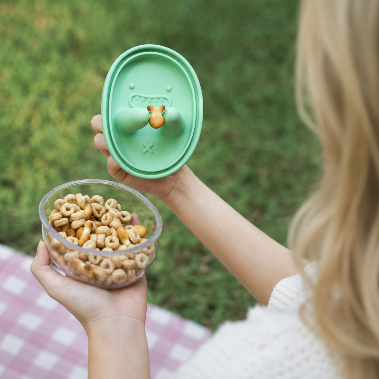 NoMess™ Snack Cup (Buy 2 Get 1 FREE)